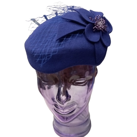 Vintage purple wool hat main image 4